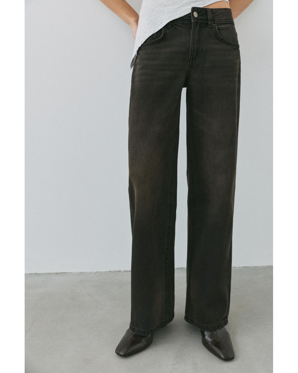Pull&Bear Gray Low-Rise Straight-Leg Jeans