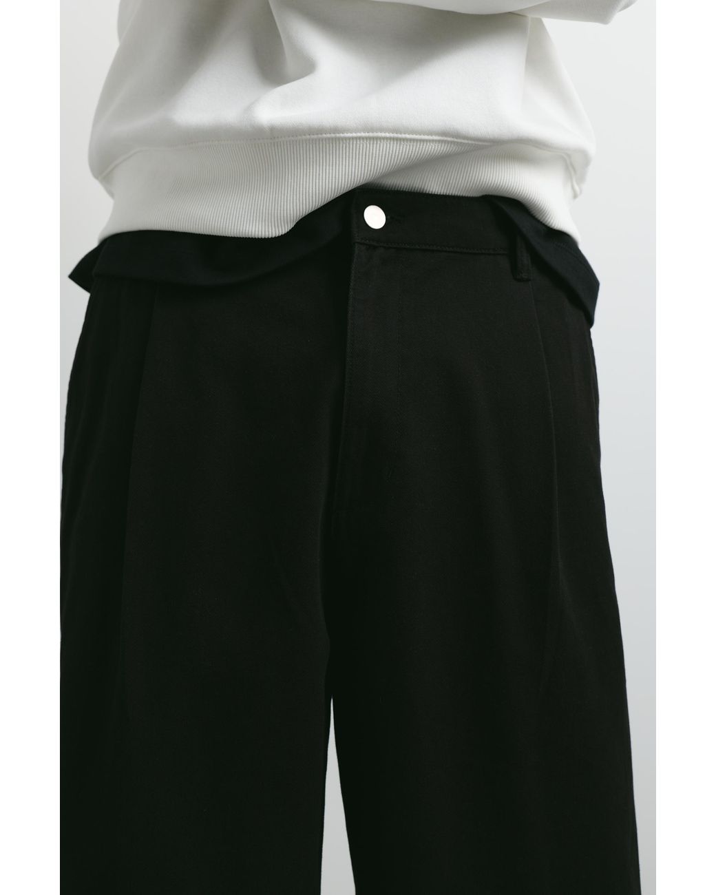 Pull&Bear Black Baggy Darted Chinos for men