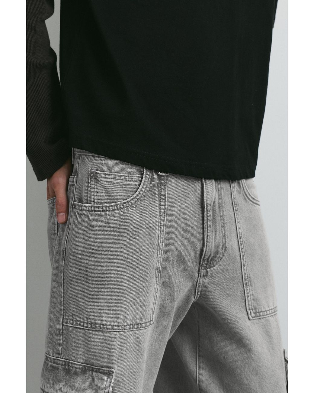 Pull&Bear Black Relaxed Cargo Jeans for men