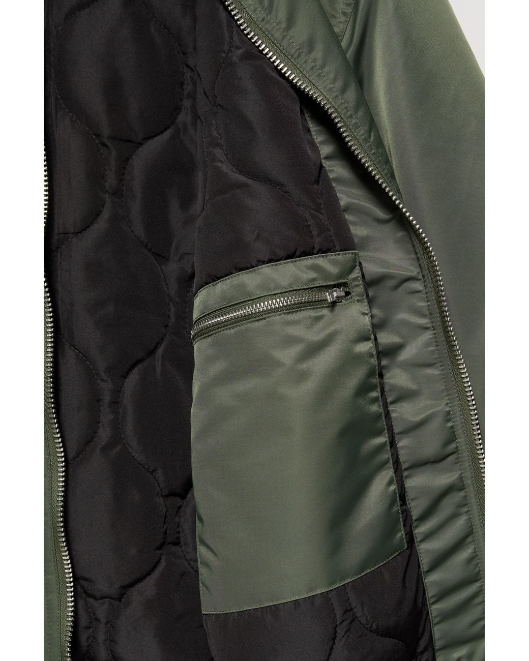 Pull&Bear Boxy Bomberjacke in Green für Herren