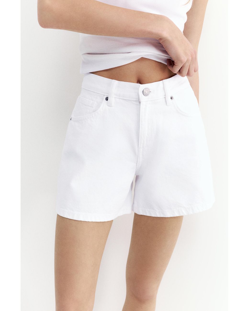Bermuda Jeans A Vita Media di Pull&Bear in White