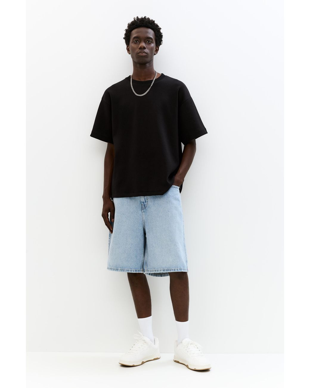 Pull&Bear Black Basic Short Sleeve Sweatshirt for men