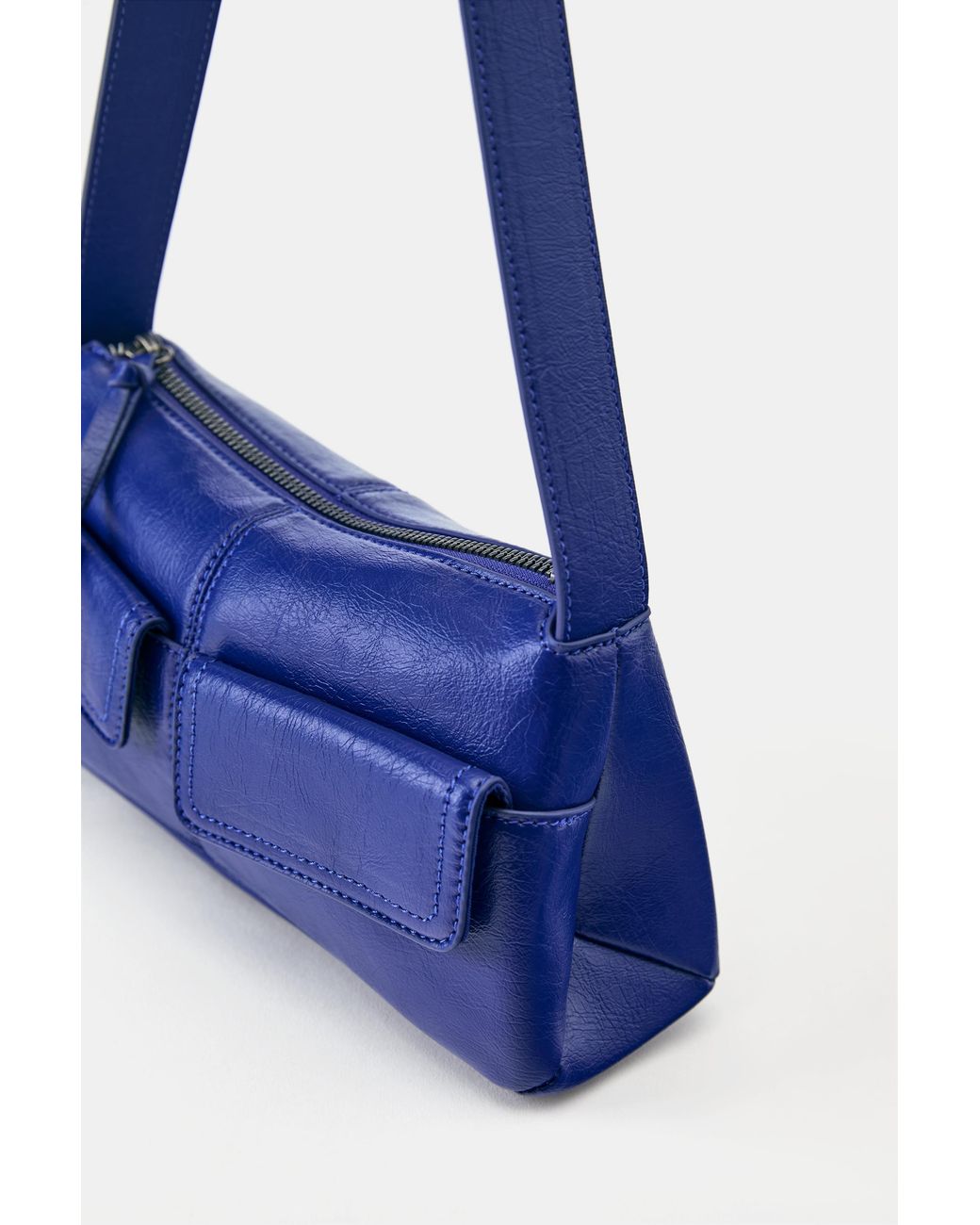 Borsa A Spalla Con Tasche di Pull&Bear in Blue