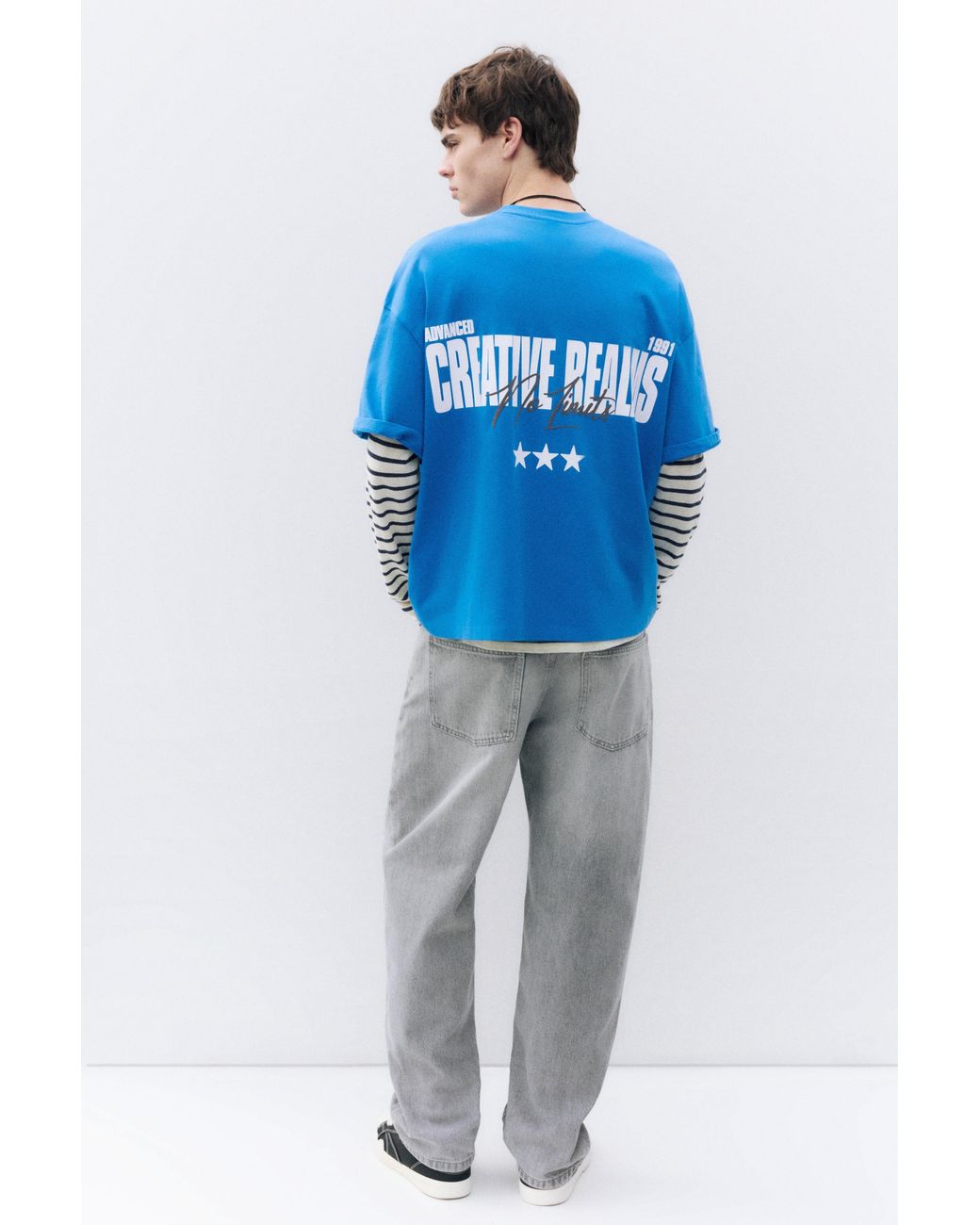 Pull&Bear Blue Creative Realms Graphic T-Shirt for men