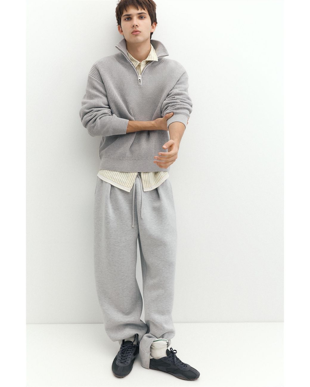 Pull&Bear Gray Quarter-Zip Jumper for men