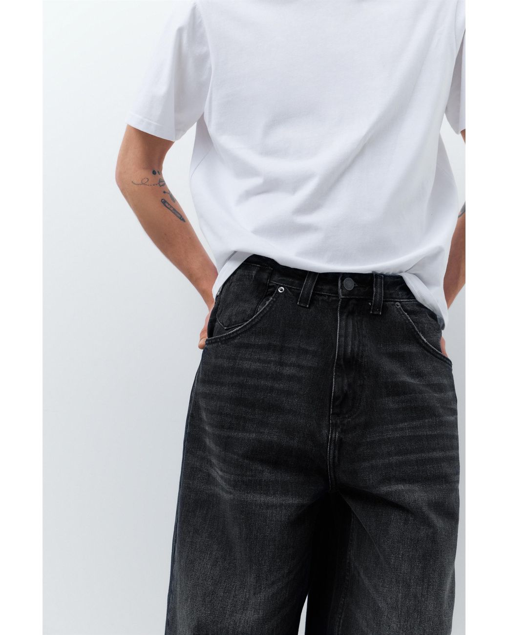 Pull&Bear Gray Embroidered Super Baggy Jeans for men