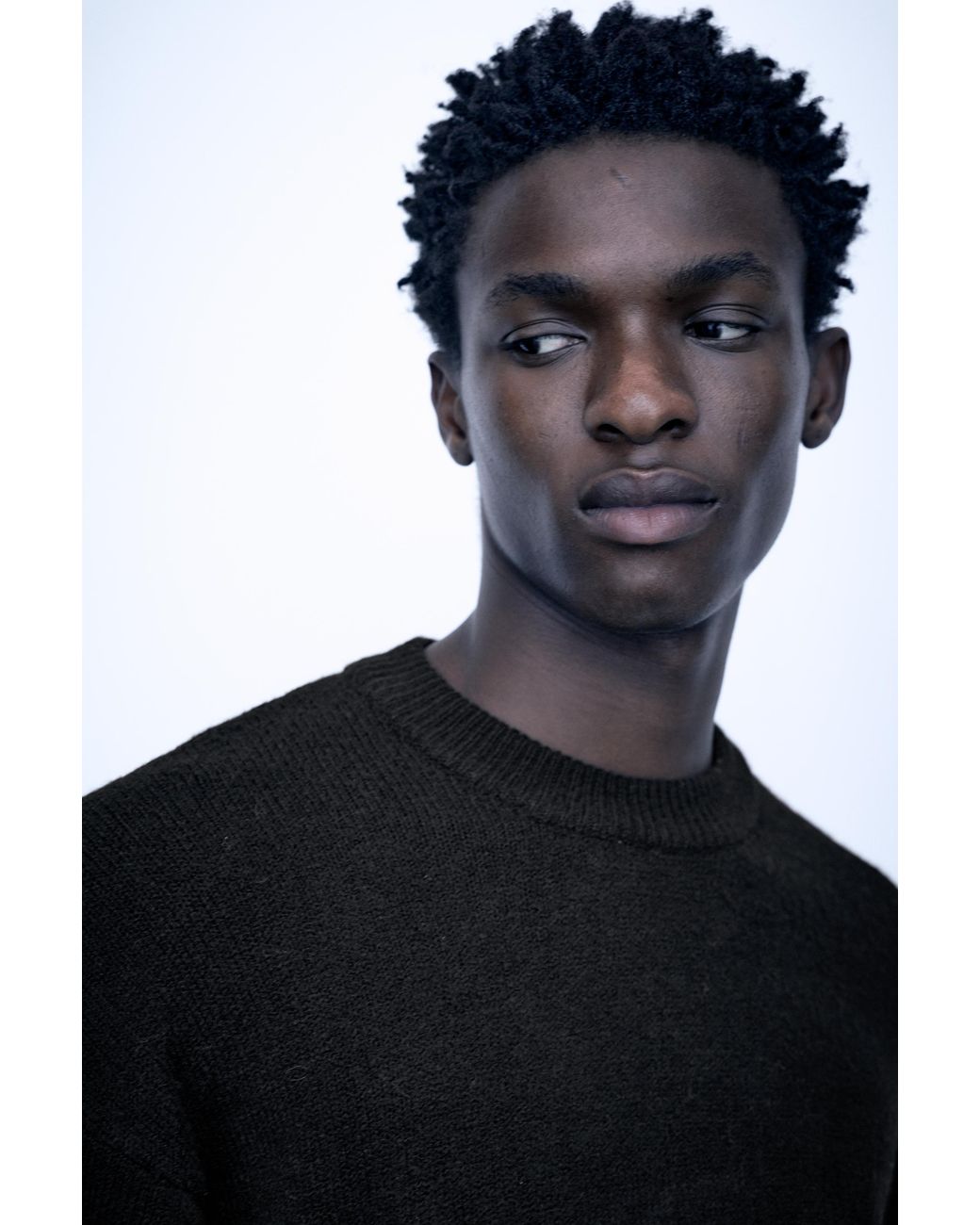 Pull&Bear Black Basic Round Neck Jumper for men