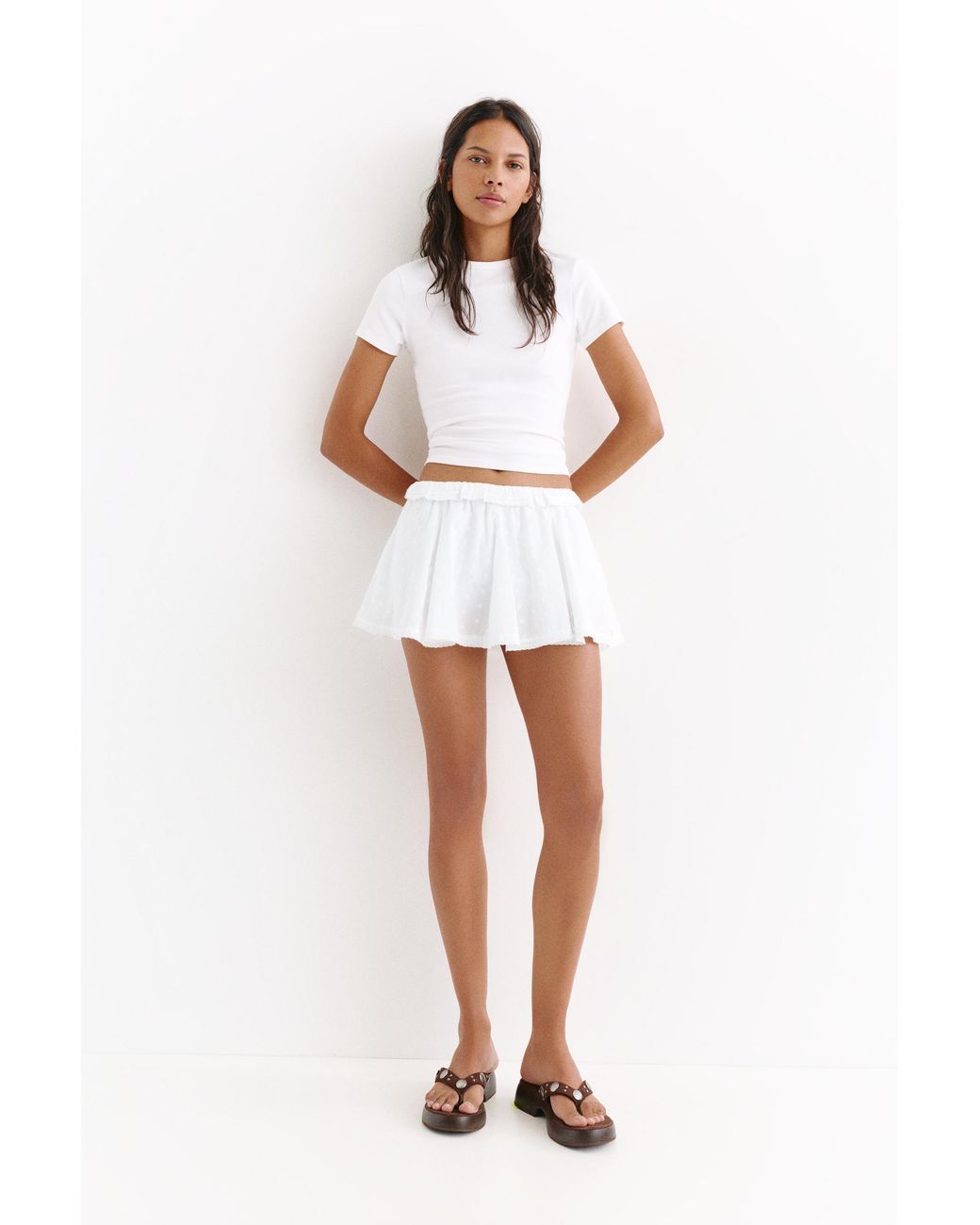 Pull&Bear White Swiss Embroidery Mini Skirt