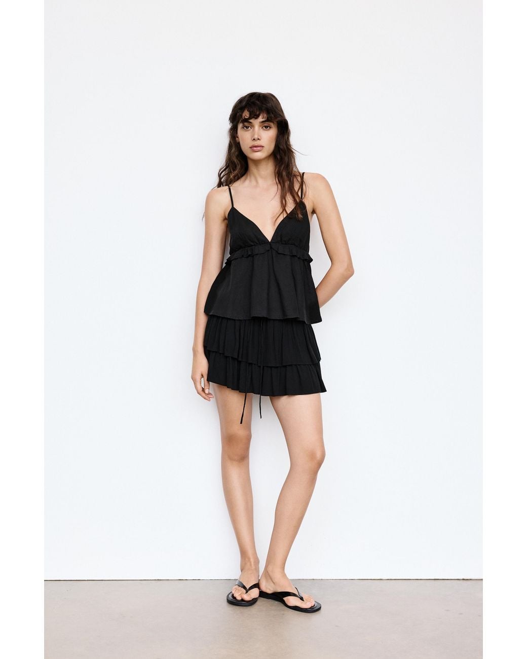 Pull&Bear Black Ruffled Skort
