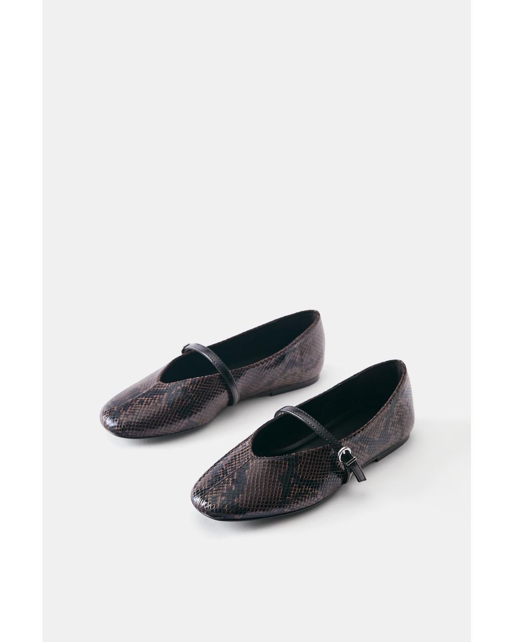 Pull&Bear White Schlangen-Ballerinas
