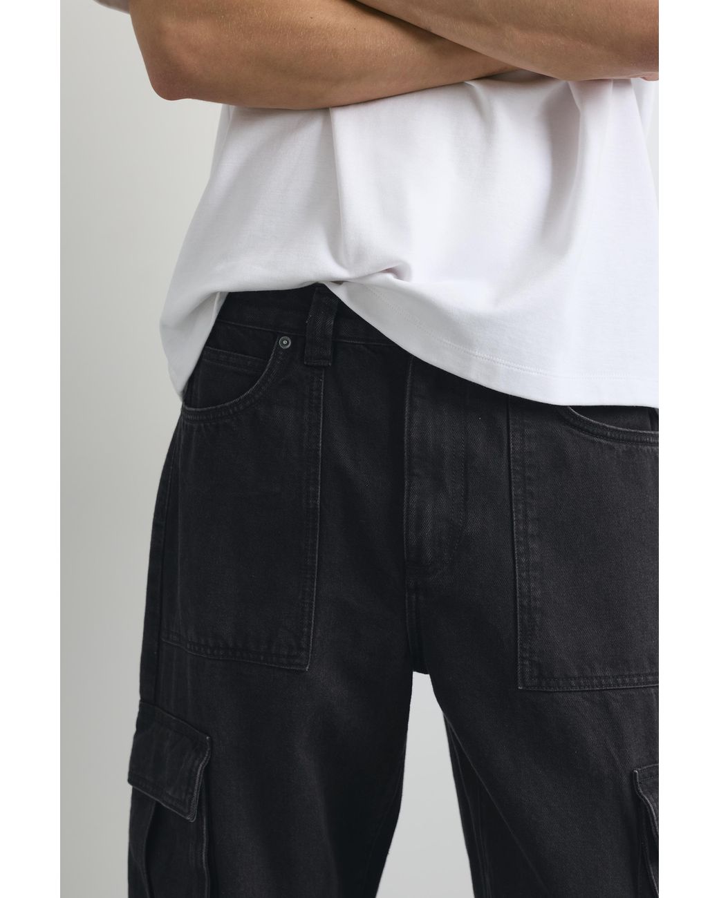 Pull&Bear White Relaxed Cargo Jeans for men