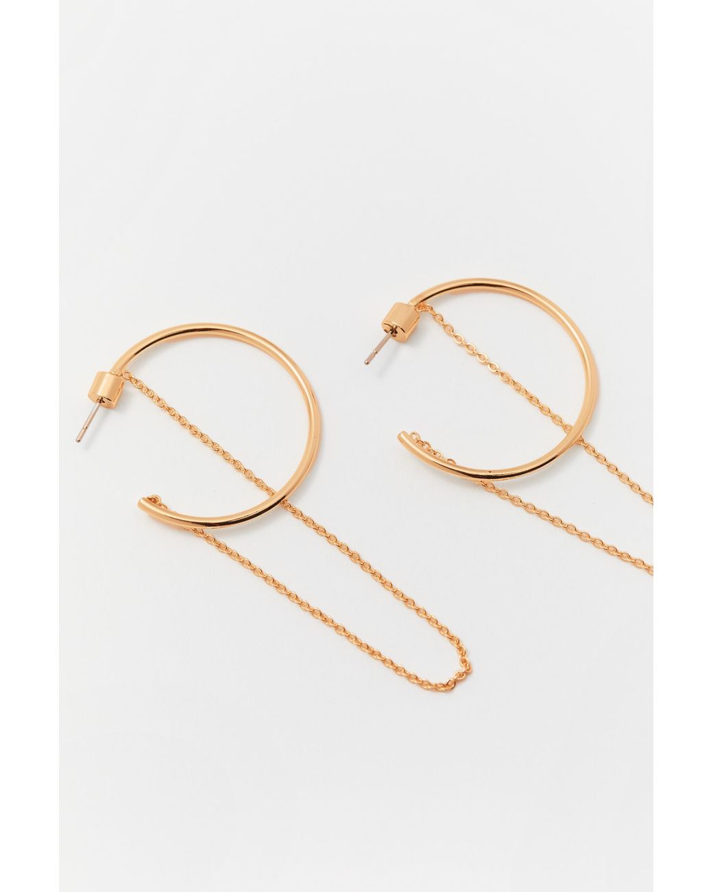 Orecchini A Cerchio Con Catene di Pull&Bear in White