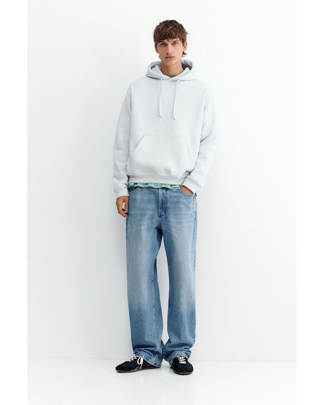 Felpa Basic Con Cappuccio di Pull&Bear in White da Uomo