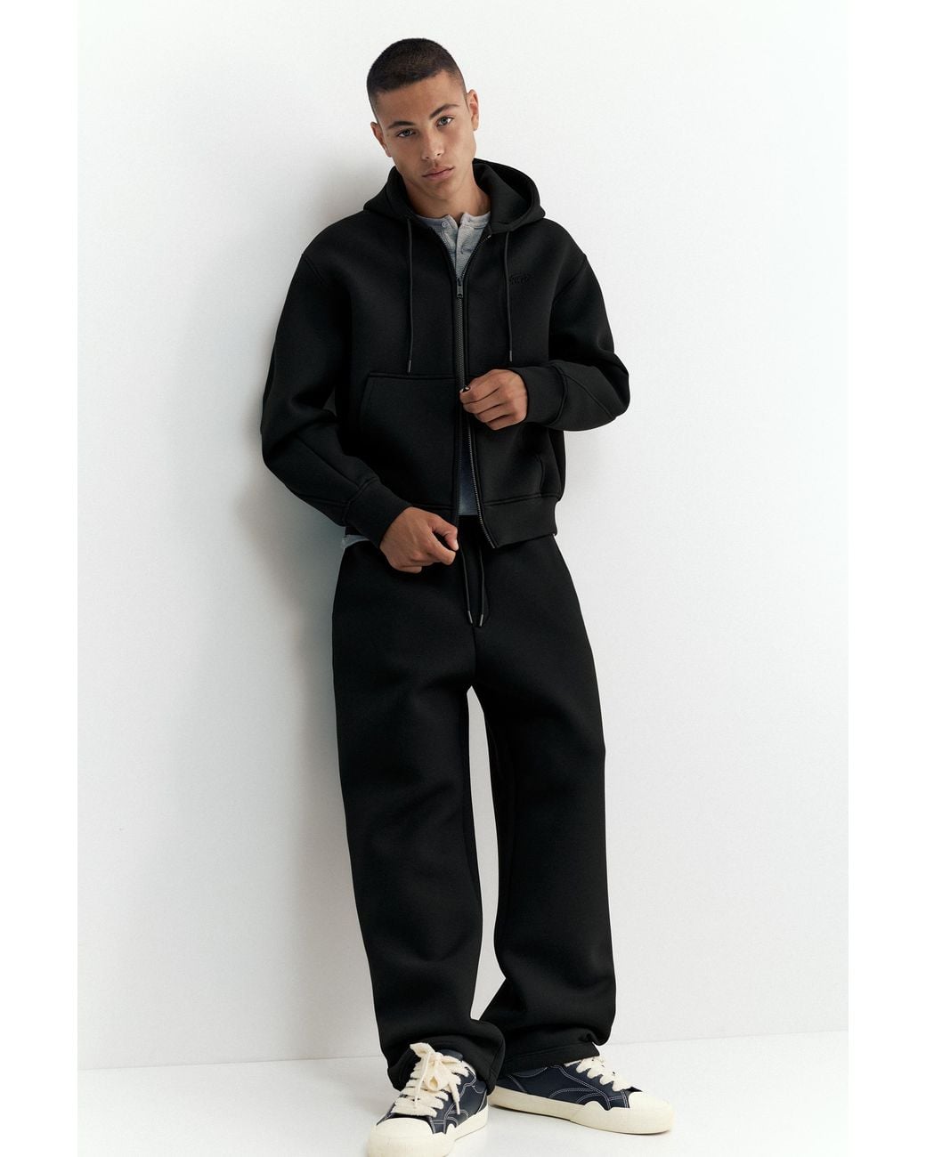 Pull&Bear Gray Neoprene-Effect Baggy Trousers for men