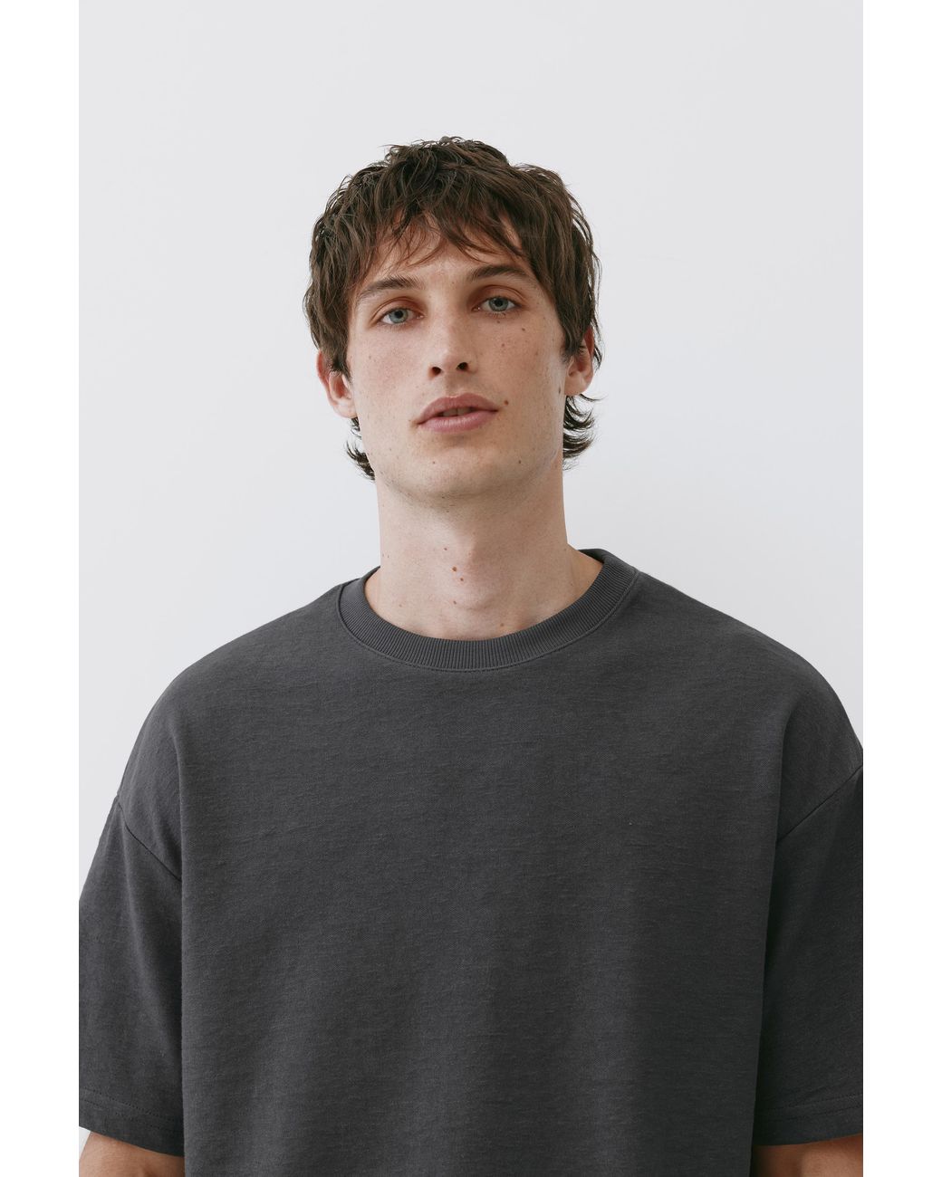 Pull&Bear Black Textured Relaxed Fit T-Shirt for men
