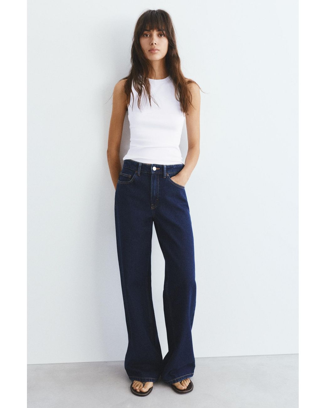 Pull&Bear White Round Neck Tank Top