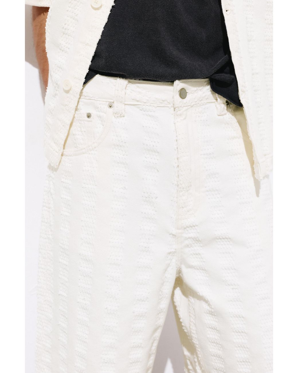 Pull&Bear White Jacquard Denim Bermuda Shorts for men