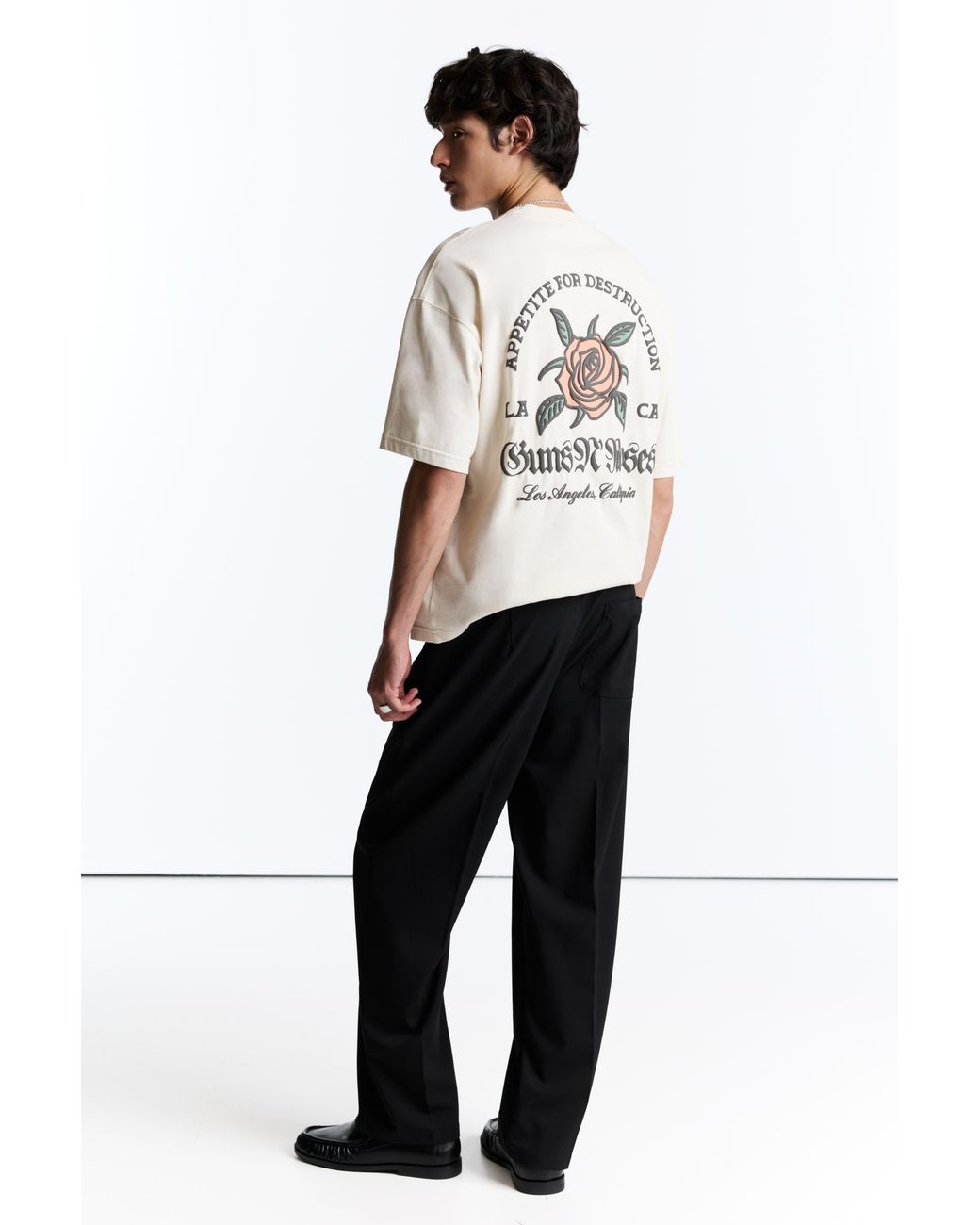 Pull&Bear White Guns N' Roses Relaxed Fit T-Shirt for men