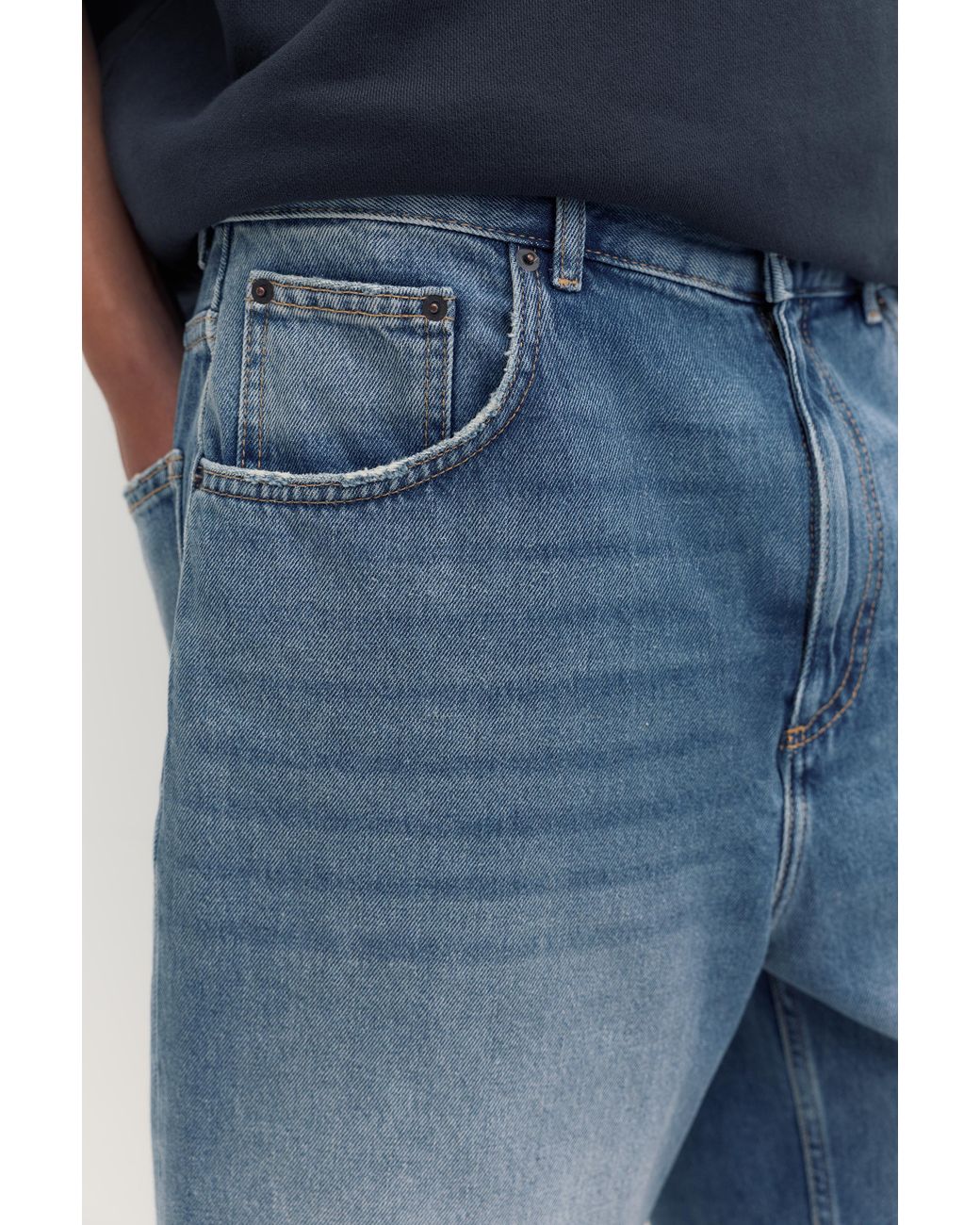 Pull&Bear Blue Baggy Denim Bermuda Shorts for men