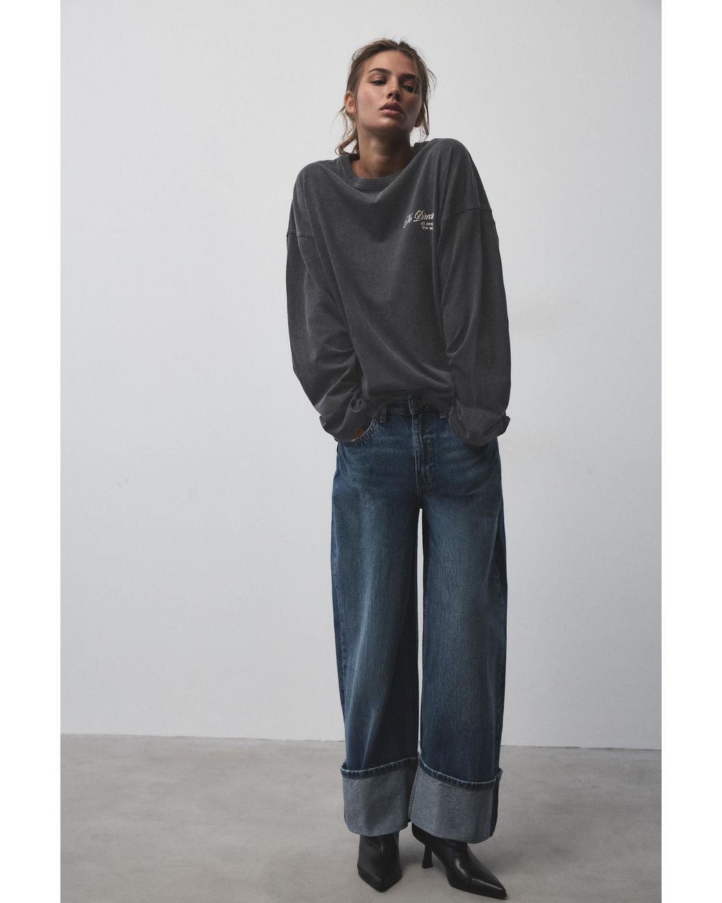 Pull&Bear Gray Oversize Graphic T-Shirt