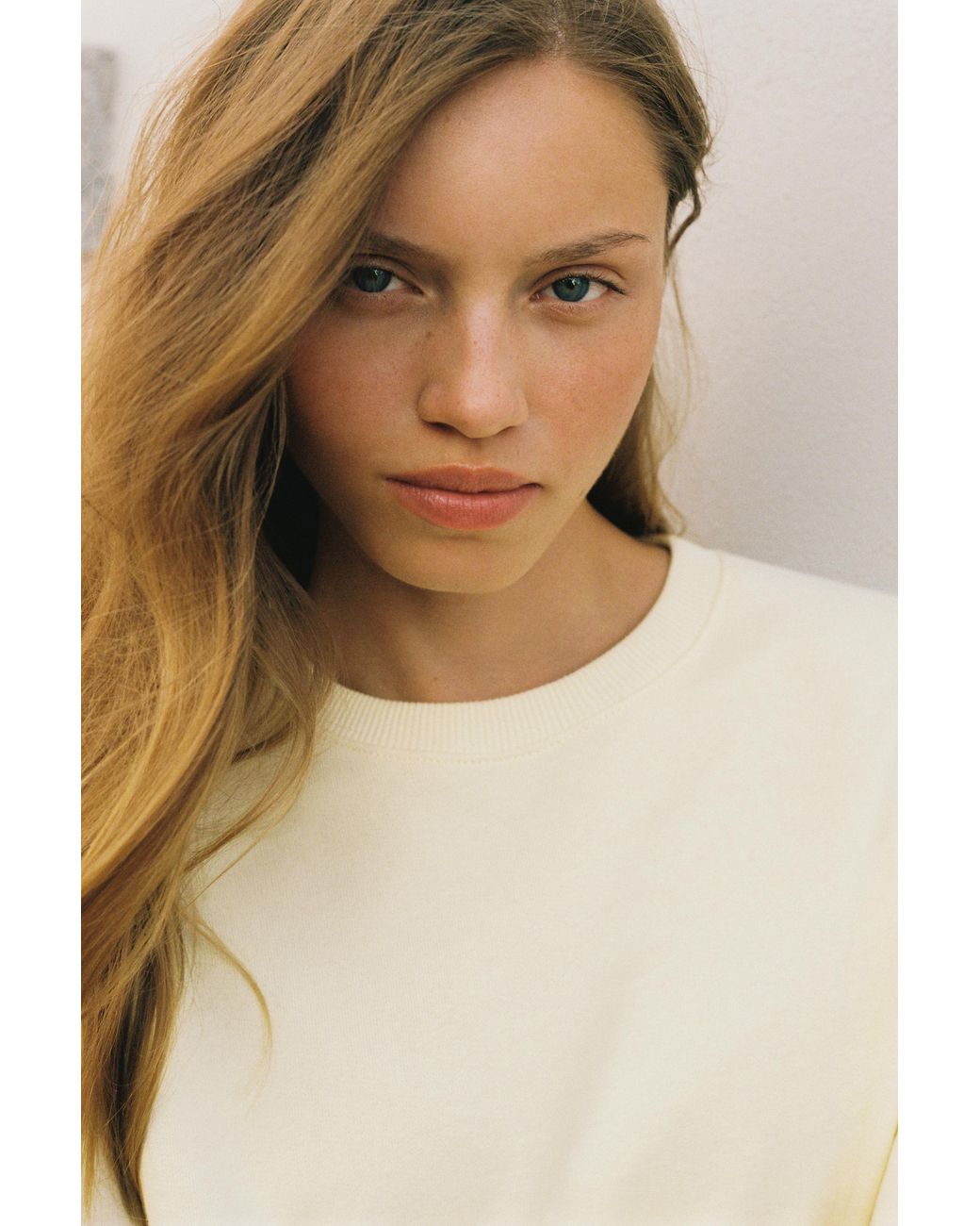 Pull&Bear Natural Round Neck Sweatshirt