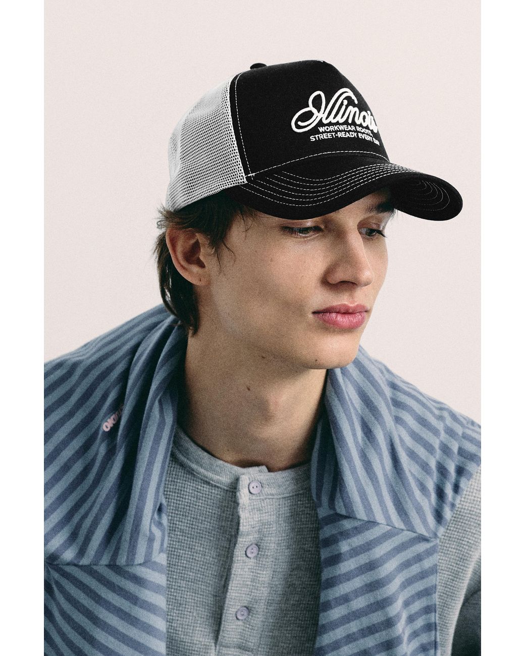 Pull&Bear Black Illinois Trucker Cap for men