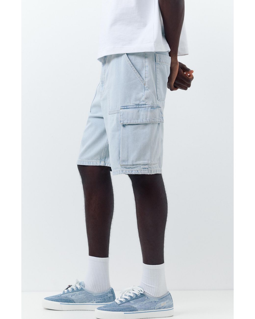 Pull&Bear White Baggy Cargo Bermuda Shorts for men