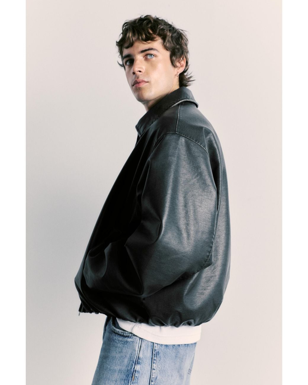 Pull&Bear Black Leather-Effect Balloon Jacket for men