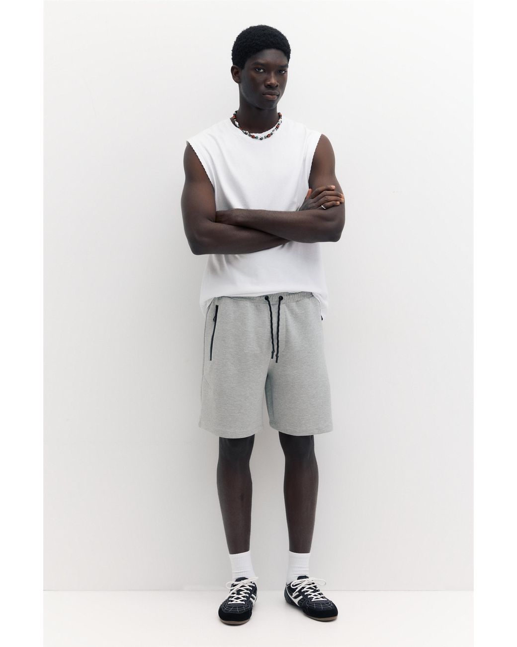 Pull&Bear Gray Regular Fit Jogger Bermuda Shorts for men