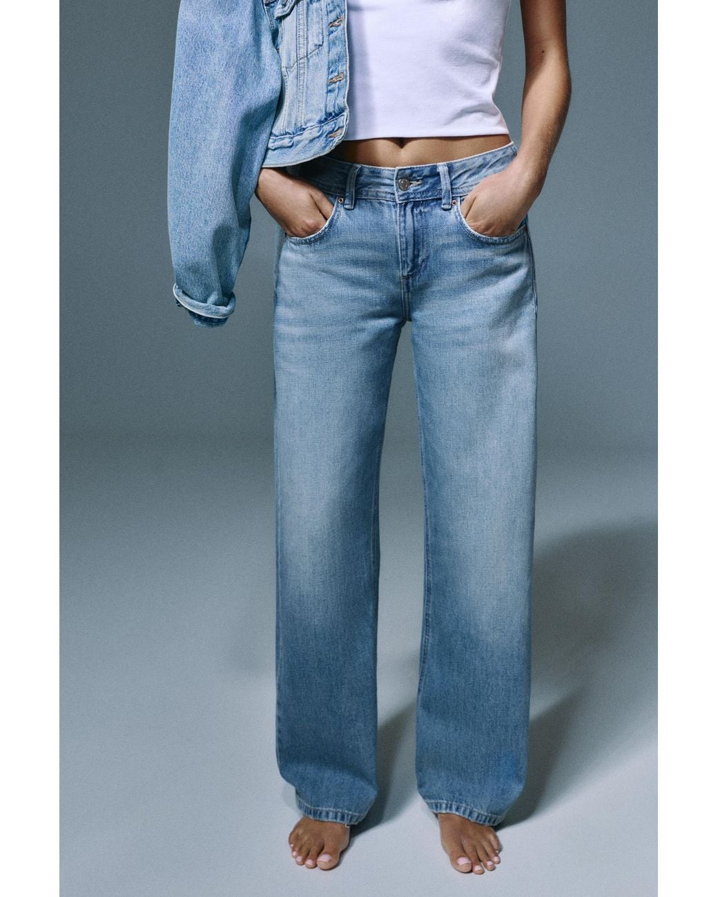Pull&Bear Blue Low-Rise Straight-Leg Jeans
