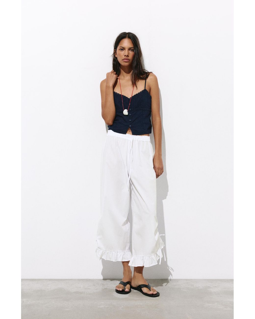 Pull&Bear White Sarouel Trousers With Frill And Bows
