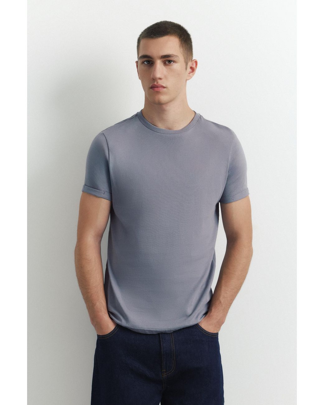 Pull&Bear Gray Muscle Fit T-Shirt for men