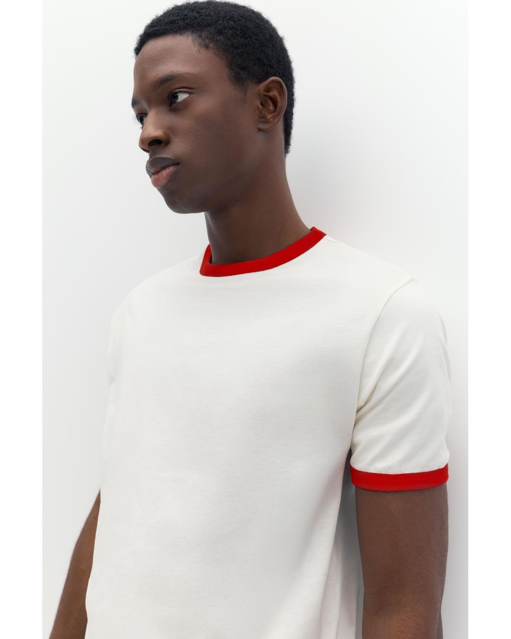 Pull&Bear White Contrast Ribbed T-Shirt for men