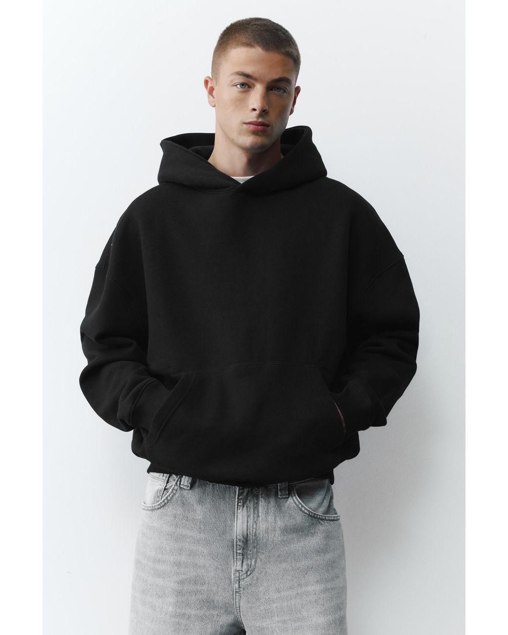 Pull&Bear Black Boxy Fit Hoodie for men