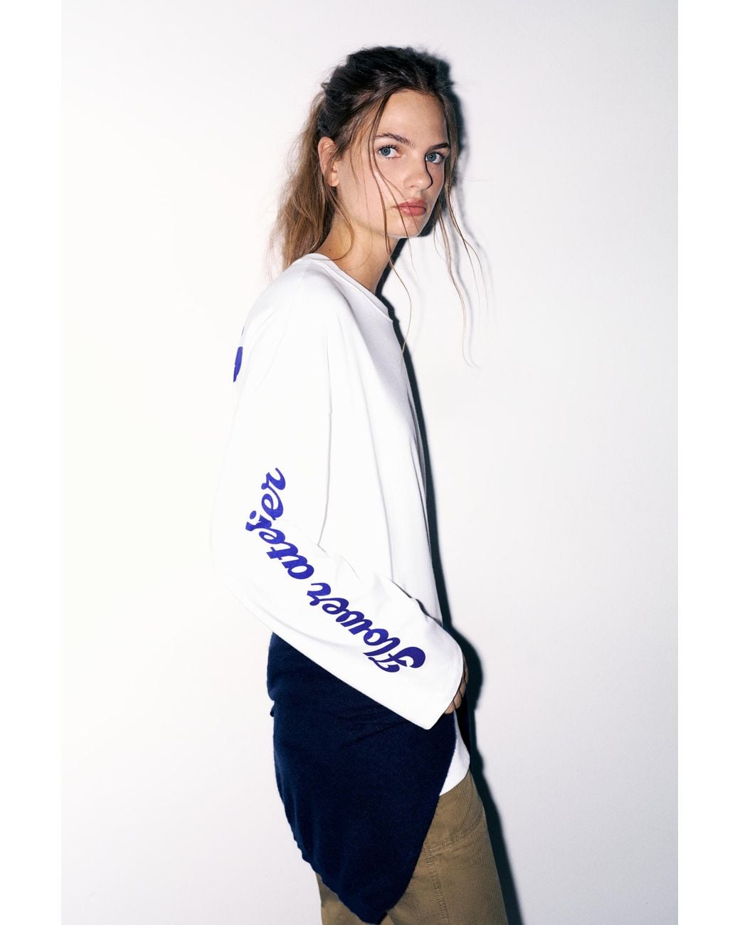 Pull&Bear Blue Stwd Flower Graphic T-Shirt