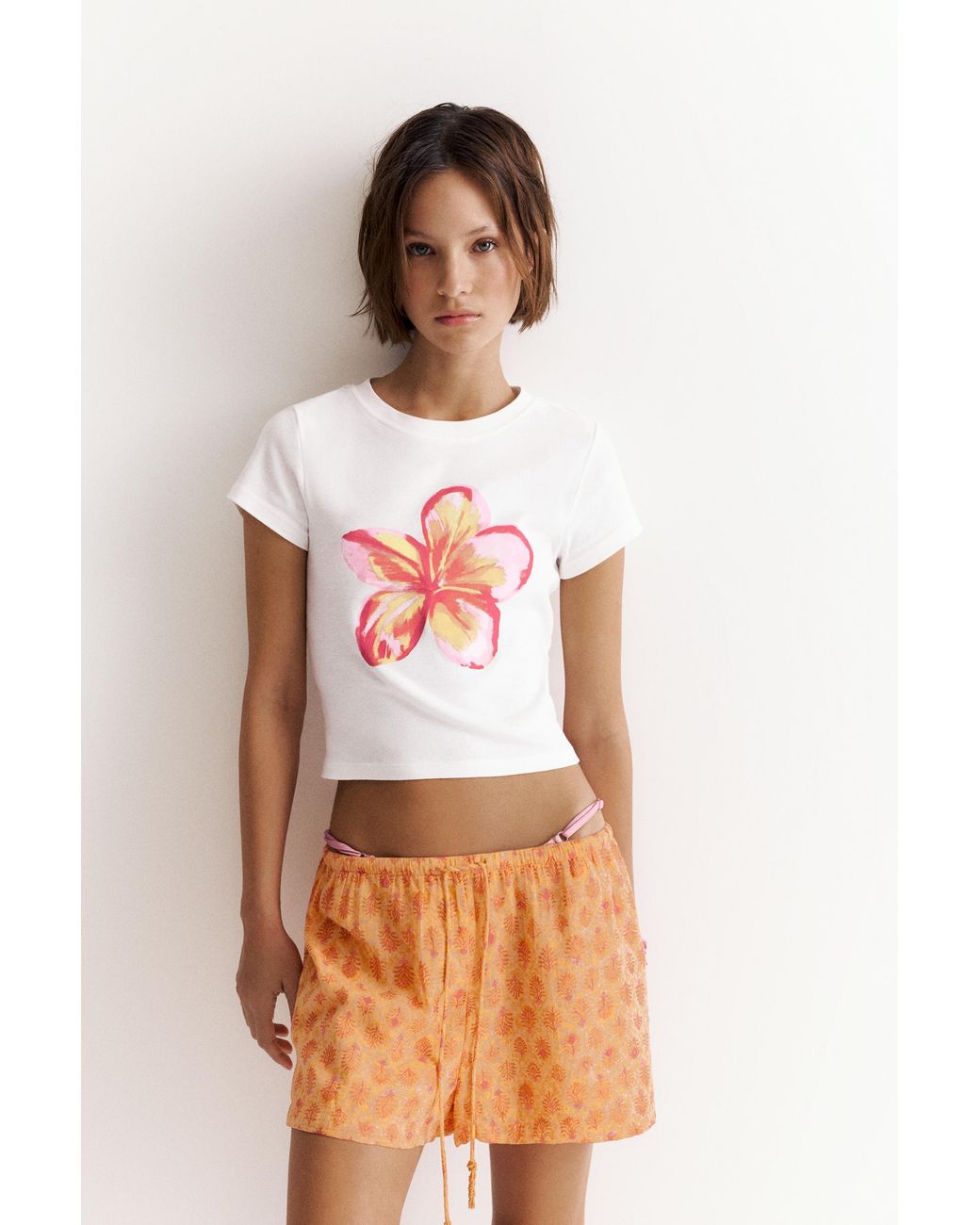 Pull&Bear Brown Hibiscus Flower Graphic T-Shirt
