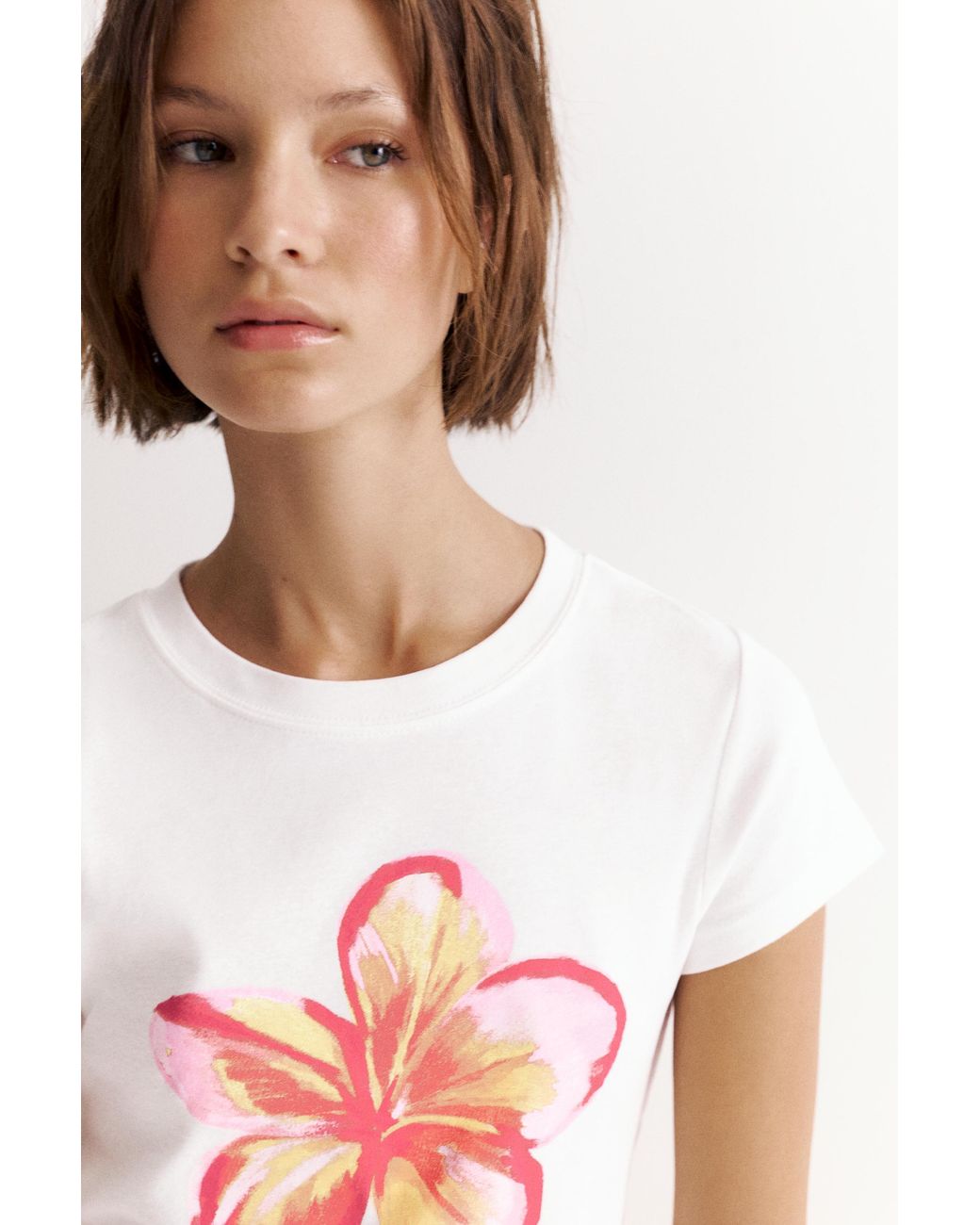 Pull&Bear Brown Hibiscus Flower Graphic T-Shirt