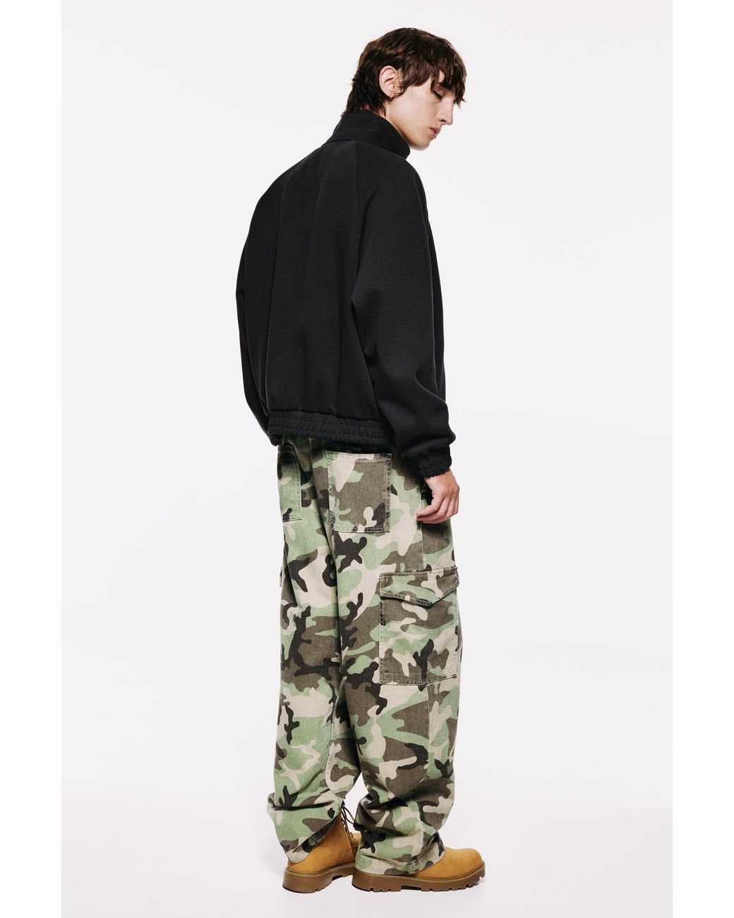 Pull&Bear Black Zip-Up Sweatshirt With Fireman Clasp for men