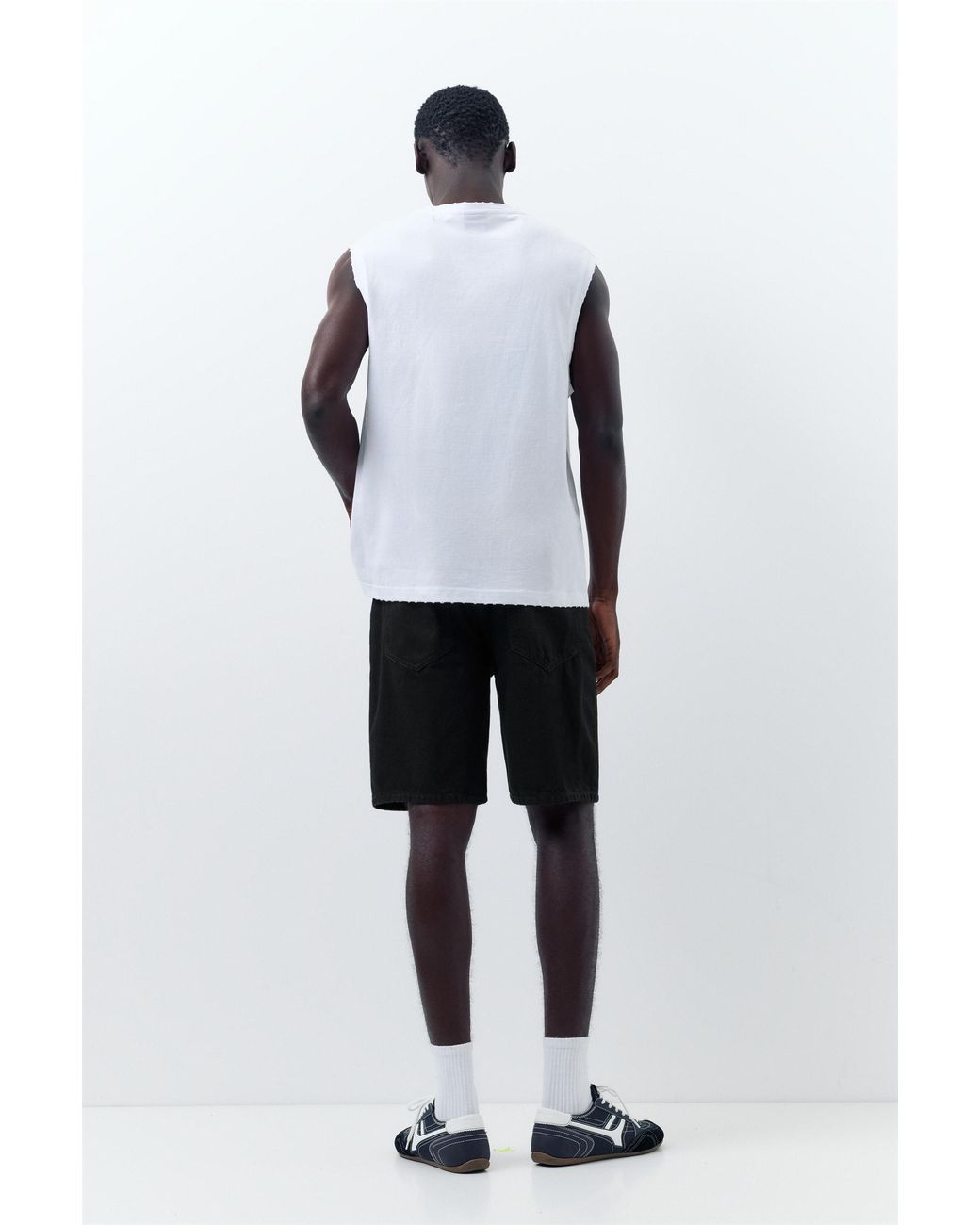 Pull&Bear White Standard Denim Bermuda Shorts for men
