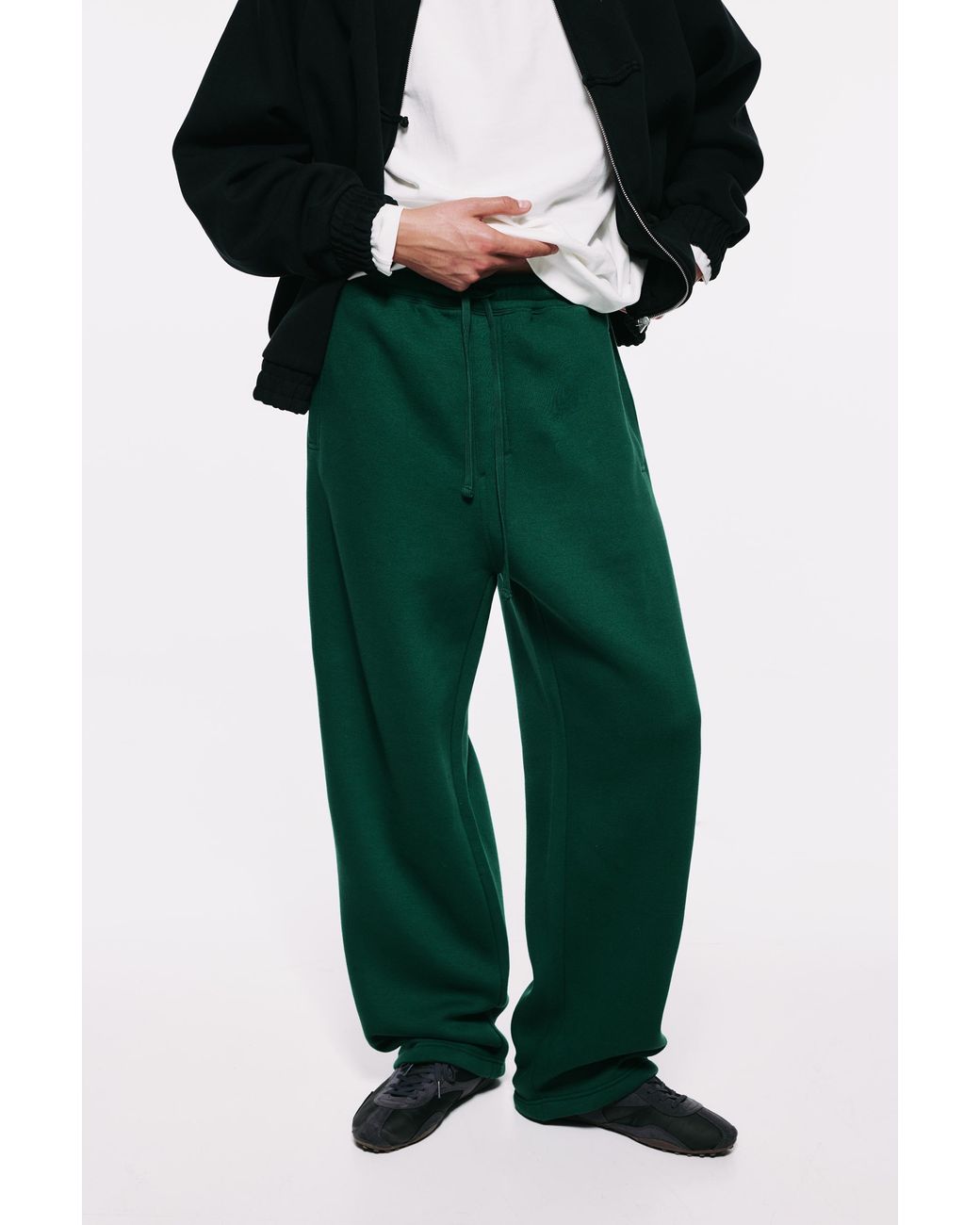 Pull&Bear Green Basic Baggy Sweatpants for men