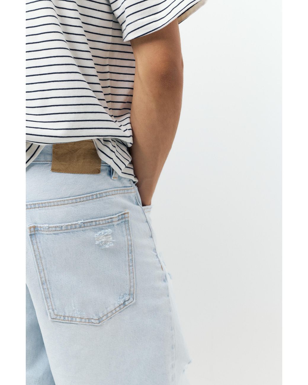 Pull&Bear Blue Straight-Leg Denim Bermuda Shorts for men