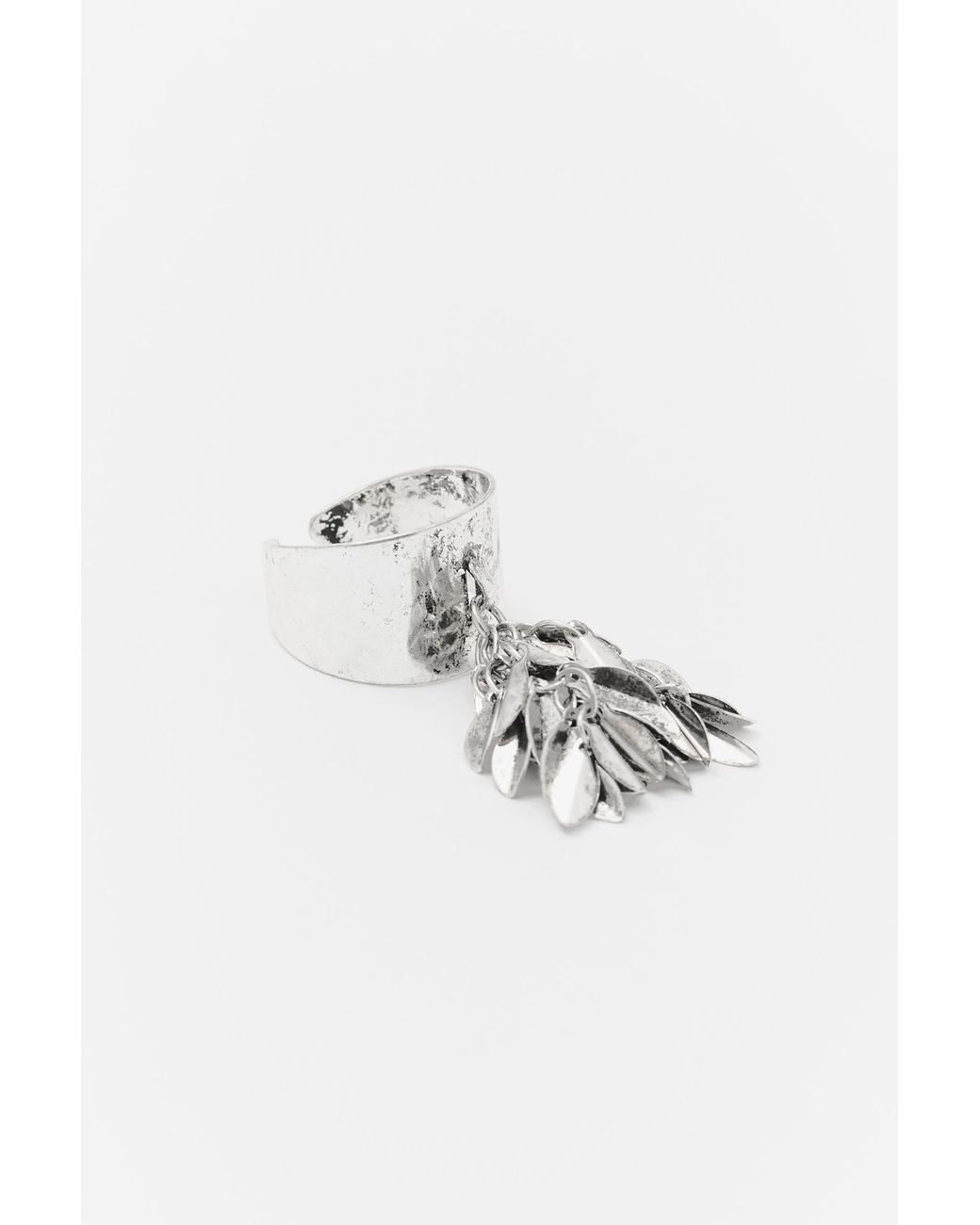 Pull&Bear White Blätterring