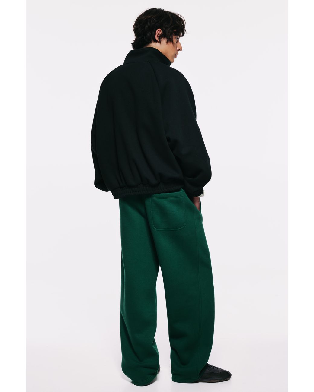 Pull&Bear Green Basic Baggy Sweatpants for men