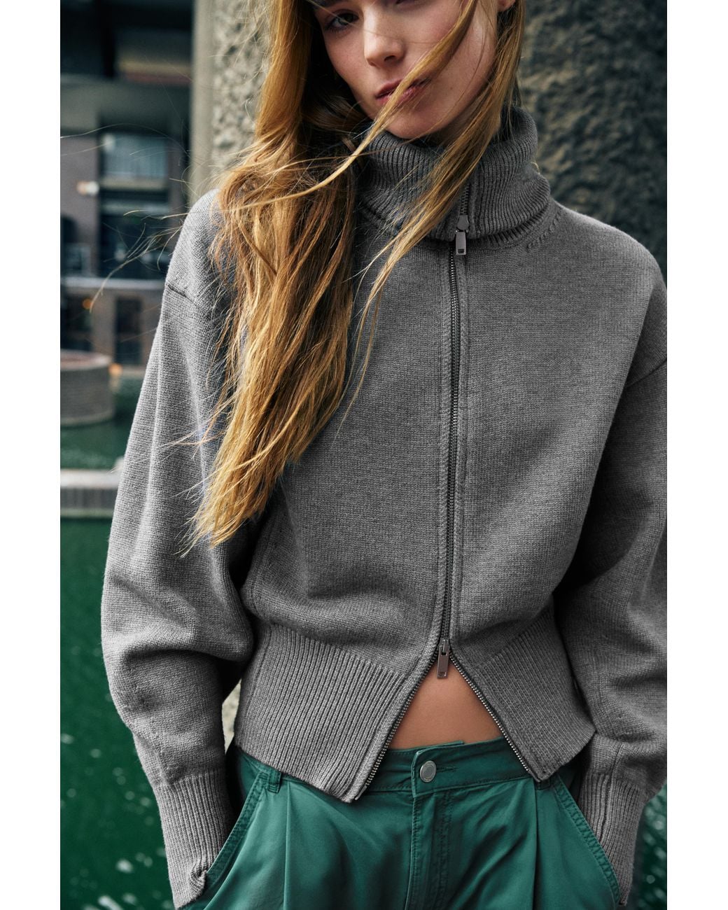 Pull&Bear Green Zip-Up Cardigan