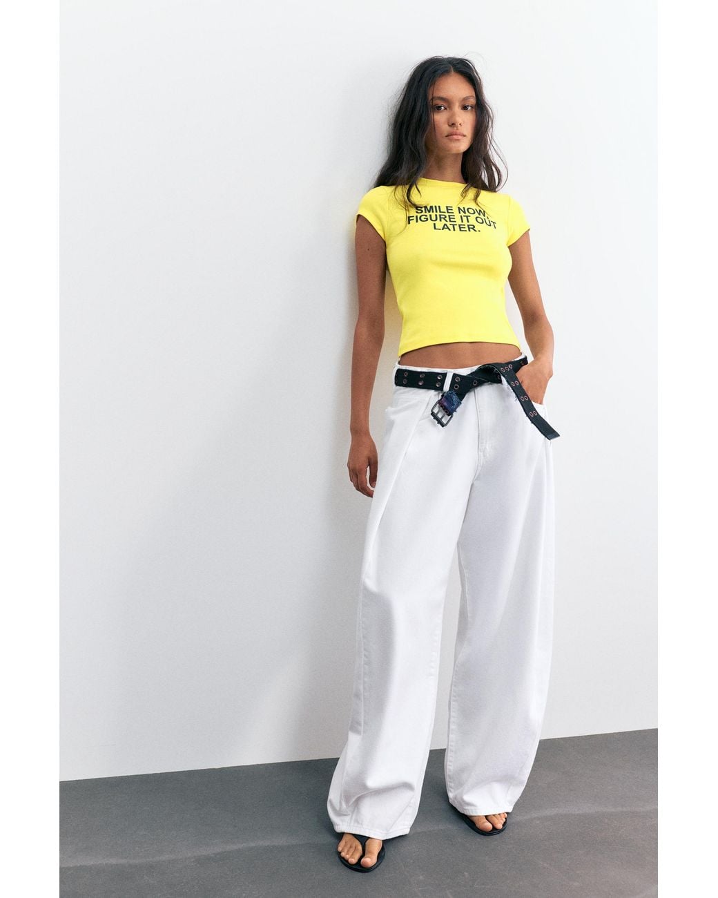 Pull&Bear Smiley T-Shirt Met Tekst in het White