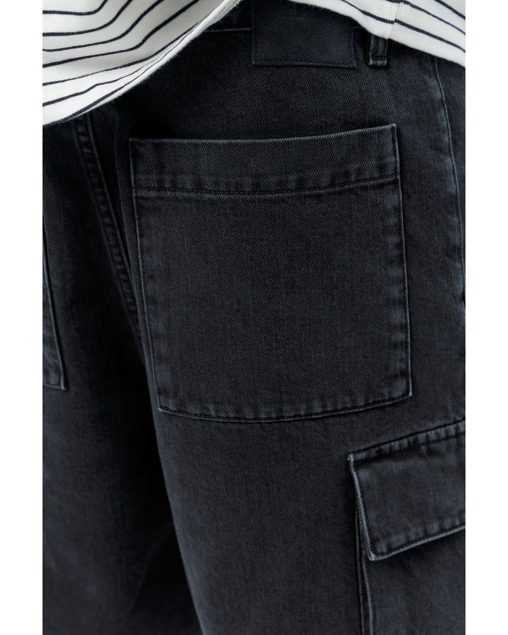 Pull&Bear Gray Baggy Cargo Bermuda Shorts for men