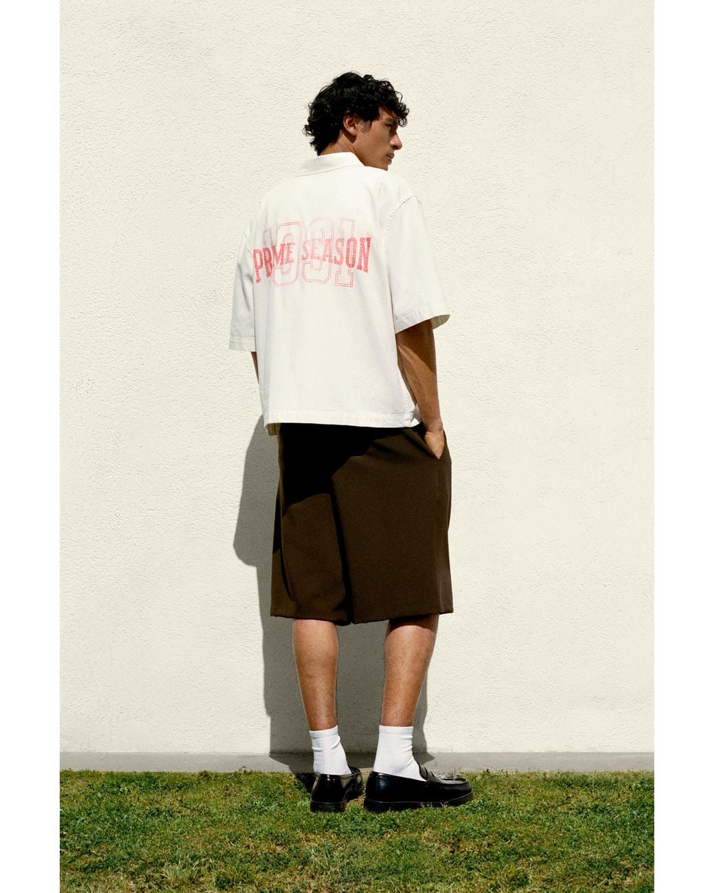 Pull&Bear Natural Smart Bermuda Shorts With Pleats for men