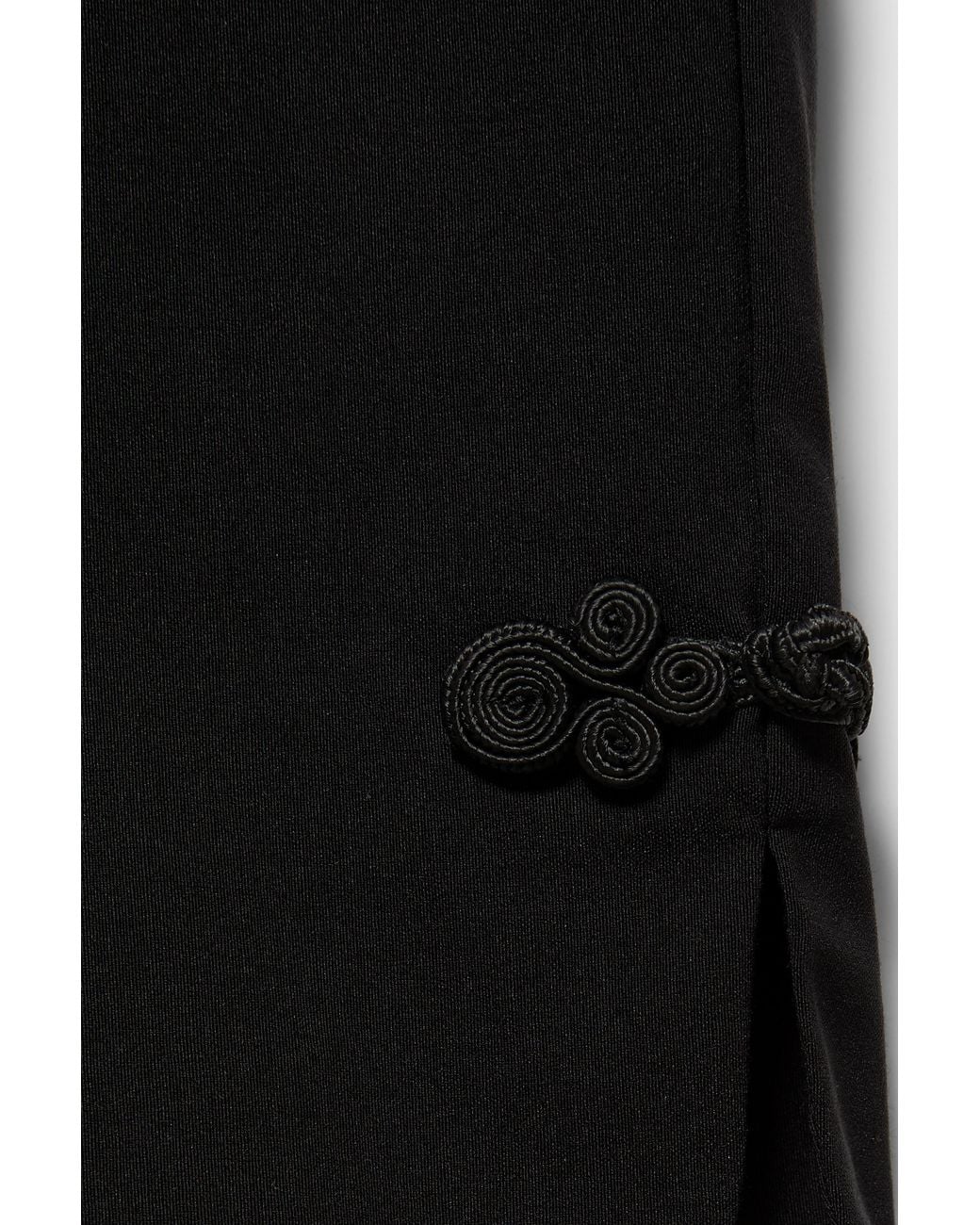 Pantaloni Capri Alamari di Pull&Bear in Black