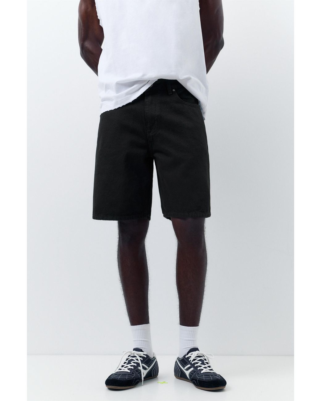 Pull&Bear White Standard Denim Bermuda Shorts for men