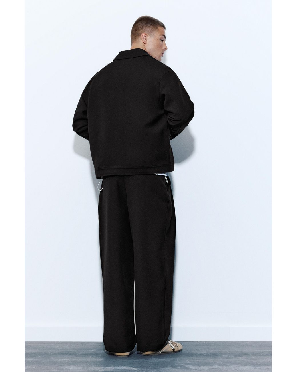 Pull&Bear Black Jacket With Tailored Fit And Zip for men